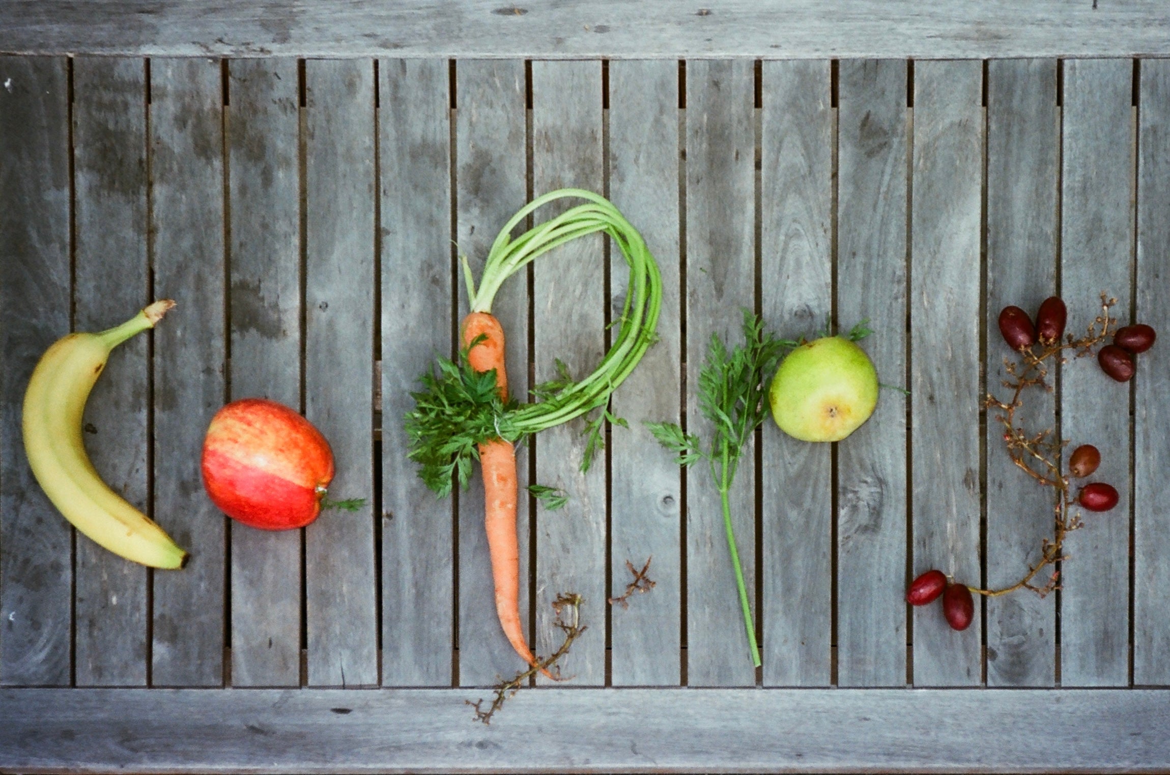 Capps Veggies - red/off-white